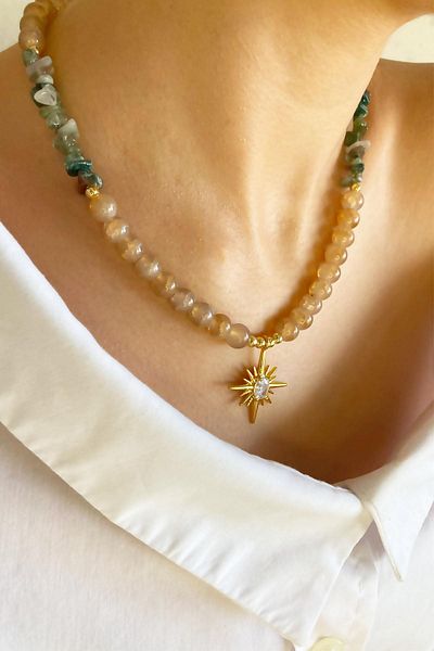 Sose Moda Crystal Glass Beads Natural Stone Necklace with Polar Star End - Green