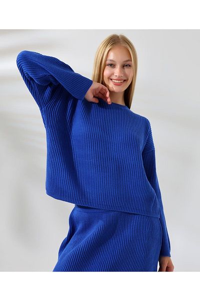 Molly Nelly Women's Winter Blue Elastic Waist Skirt Crew Neck Sweater Knitwear Set