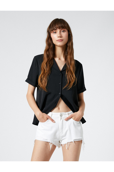 Koton Κοντομάνικο πουκάμισο με ανάγλυφη κουμπιά Κλασικό γιακά