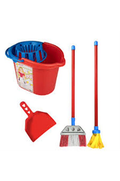 Uçar Buzlar Ülkesi Temizlik Seti Temizlik Seti miniklerin evde ve dışarıda en iyi oyun arkadaşı olacak.
