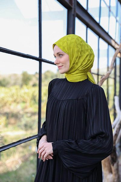 İpekhan Silkhan Triangle Pattern Silky Jacquard Shawl Oil Green 9005-11