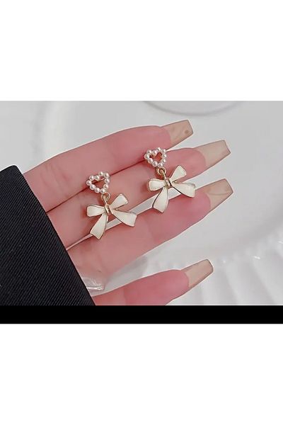Butik Earrings with Bow