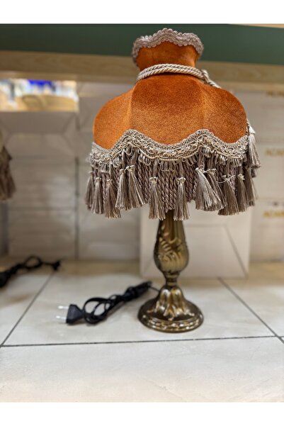 hediye ESTERHOMEDECOR Tek adet püsküllü abajur