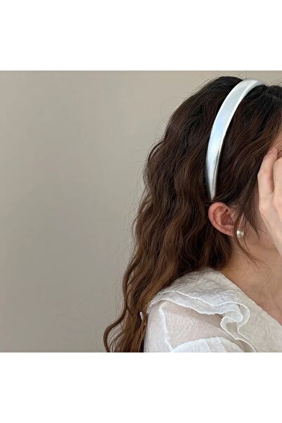 MutluBiDünya Gümüş Renk Parlak Bombeli Kadın Taç