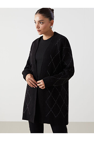 LC Waikiki RMZ GİYİM'DEN SEZON FIRSATLARI Siyah Şal Yaka Baklava Desenli Kadı...