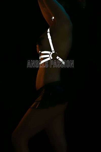 Angels Passion Stylish Overbust Harness Glow in the Dark with Leash Detail