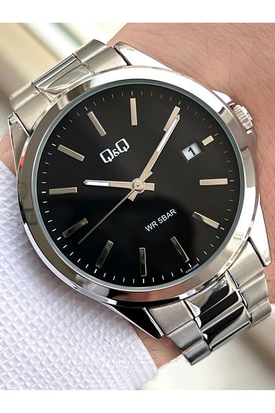 Q&Q 3 Atm Water Resistant Men's Watch - Steel Band, Calendar Dial Q.A48.J202Y