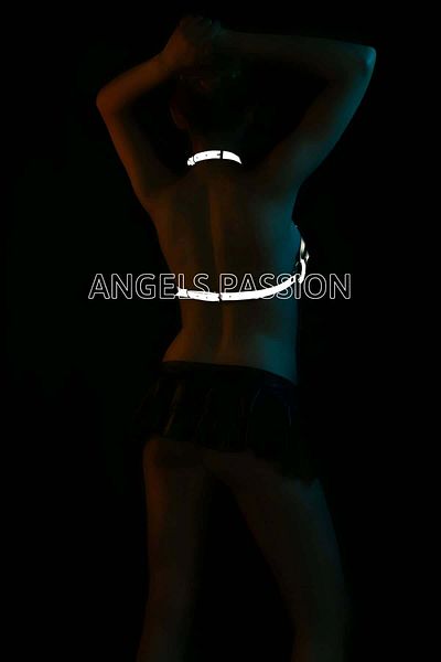 Angels Passion Λαμπερό σκούρο ανακλαστικό λουρί σουτιέν