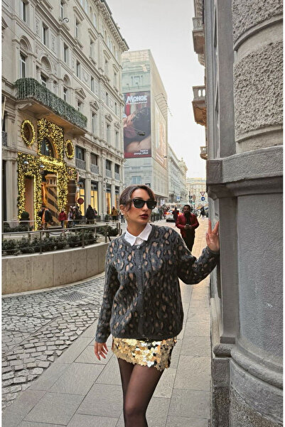 Zeynep Öykü Style Kadın Gri Leopar Düğmeli Yumoş Triko Hırka