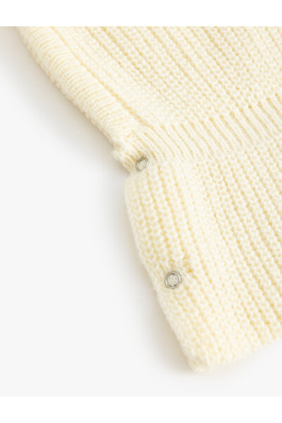 Koton Gestrickte Mütze mit Druckknopfdetail