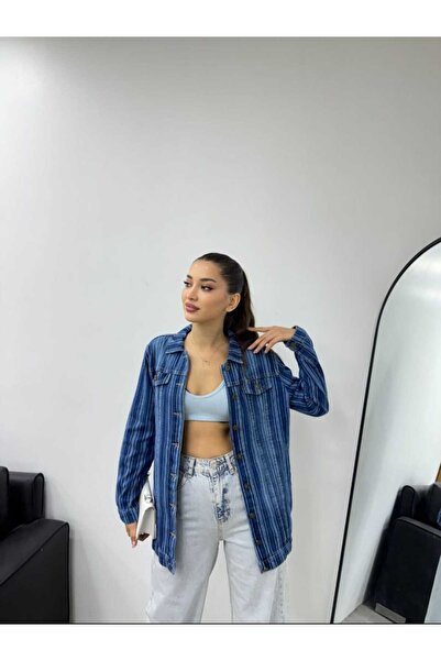 SHEVEGA ЖІНОЧА СИНЯ КОШТЮМНА КУРТКА З ВИШИВКОЮ