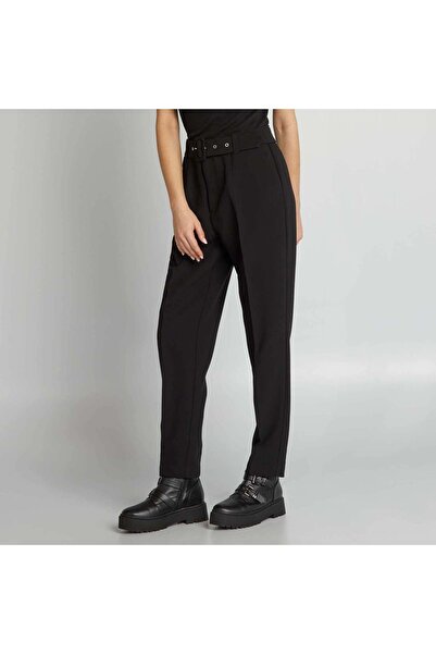 KIABI Flowing carrot trousers black