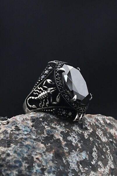 Prestige Gümüş Erkek Yüzük Akrep Figürlü Zirkon Taşlı