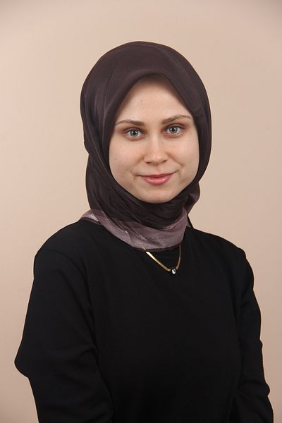 PİRAMİT Σκούρο μωβ Κεχριμπάρι Πυραμίδας
