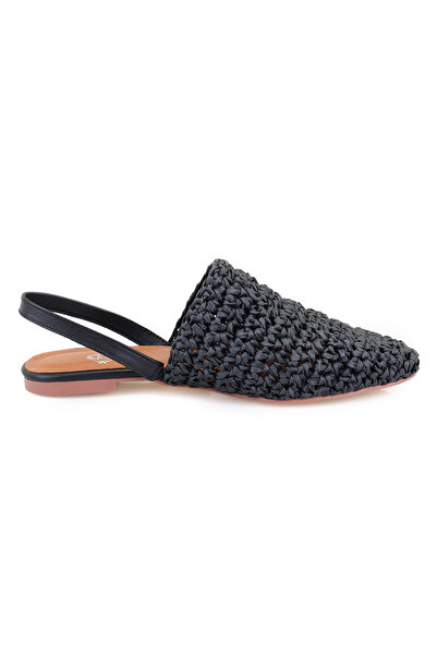 Desa Women's Black Braided Slippers