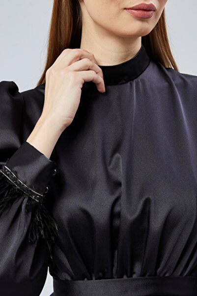 Asees Βραδινό φόρεμα Hijab με μανίκια με φτερά και πέτρα