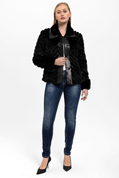 Deriderim Siyah Jilda Düğmel Kürklü Kadın Hakiki Deri Kaban