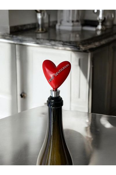 magicland Heart Shaped Bottle Stopper, Oil Pot/ Wine Stopper - Special Design with "I Love You"