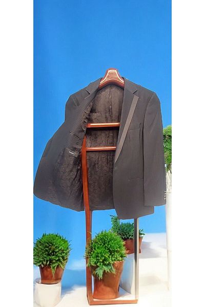 Sarar Men's Black Self-Striped Suit