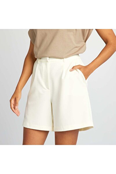 KIABI High-waisted pleated shorts WHITE