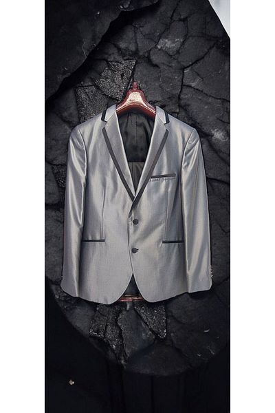 Sarar Men's Gray Suit