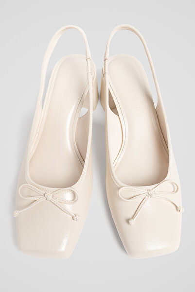 Stradivarius Heeled ballet flats with bow