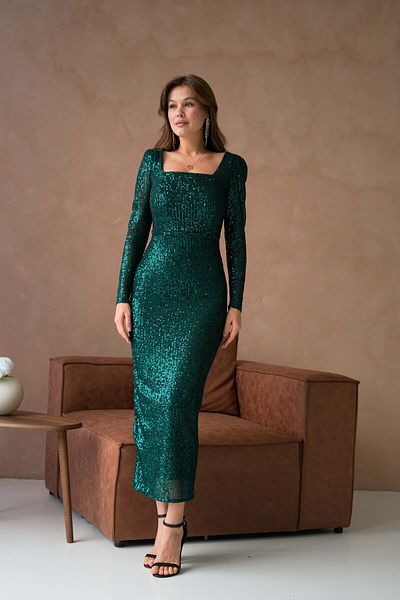 BK BOUTİQUE Sequined Square Neck Pencil Dress