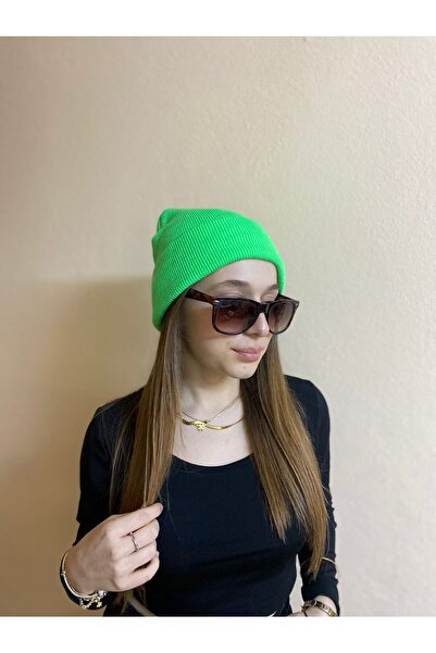 sema aksesuar Унісекс зелена шапка в смужку - подарунок на Новий рік