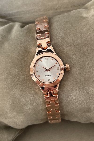 Leerybee Minimal Stylish Women's Wristwatch Nla-246
