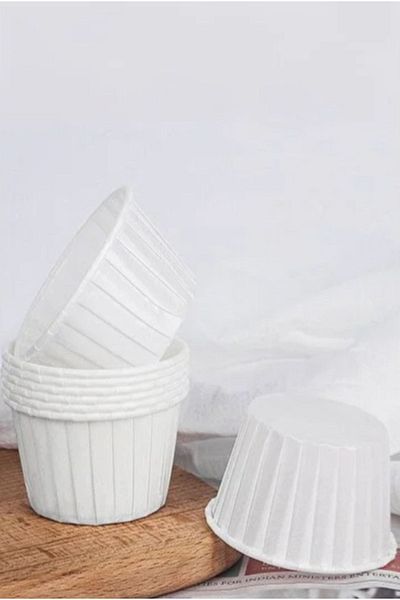 Zanzibar White Color 50 Pieces of Muffin Cupcake Cake Mold Container Capsule That Can Enter the Oven 6.5X4Cm
