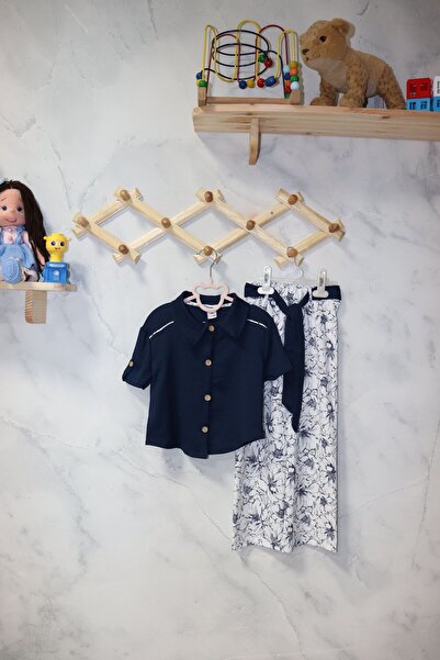 FESSHERA Fashionable and Modern Girls' 2-Piece Set Combo: Short Sleeve Shirt and Floral Print Pants