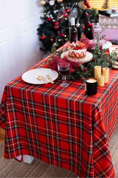 Montisu Custom Plaid Pattern Waterproof Stain Resistant 100% Cotton 145*225 Tablecloth