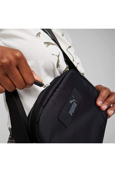 Puma Taška Puma Core Pop Cross Body Bag 1,5L, čierna, Unisex