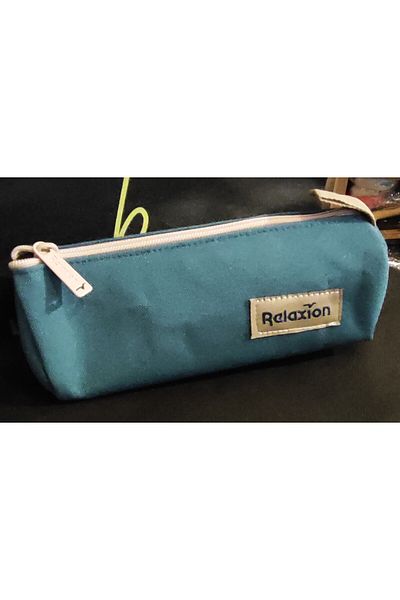 bundle island Triangular Model Single Compartment Pencil Case