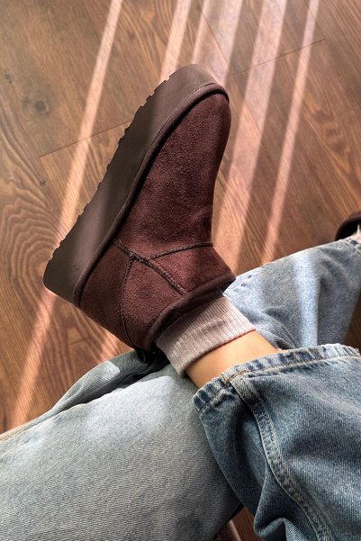 nope21shoess حذاء إير براون ألترا ميني من الفرو