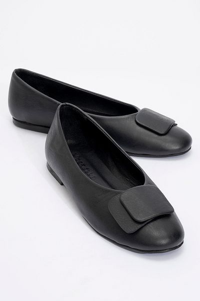 Dericlub حذاء راقصة الباليه اليومي بإبزيم للنساء من الجلد الطبيعي ZY 8156 BLACK