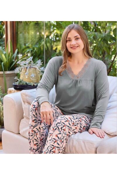 İpek Women's Long Sleeve Plus Size Lace Pajama Set