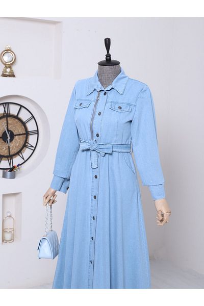 Modamorfo Rochie de blugi Ice Blue - Detaliu cu fermoar și curea