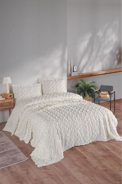 BlueMaison Ecru Jaqua King Size Bedspread - Boutique Chenille