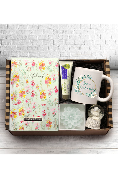 gagga Kişiye Özel Defter & Baskılı Kupa & Bubble Mum & Çikolata& El Kremi Hediye Seti