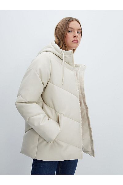 LC Waikiki Women's Buoy Coat with Hooded Leather Overlay - W49600Z8