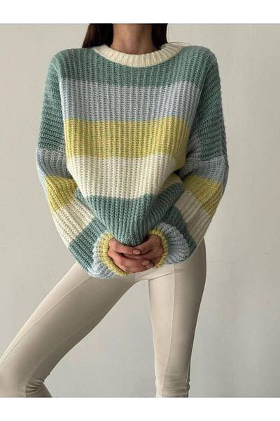 Butik La Lilyum Colorful Striped Women's Sweater – Stylish and Comfortable Design
