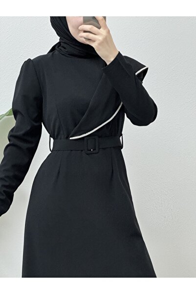 Modamorfo Φόρεμα κρεπ με πέτρινη κεντημένη ζώνη -Μαύρο