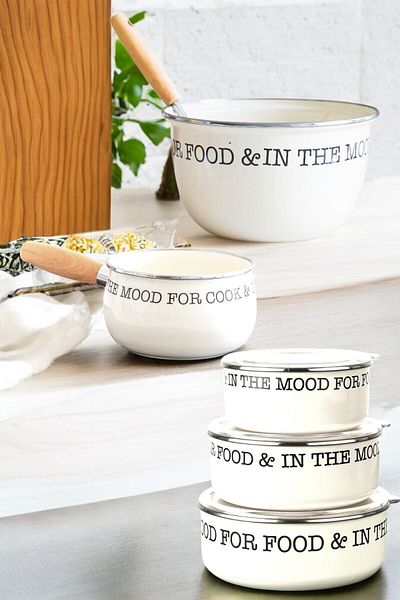 Mirilliahome Fashionable and Durable Set of 3 Enameled Storage Containers and Sauce Bowl/Milk Bowl Pans