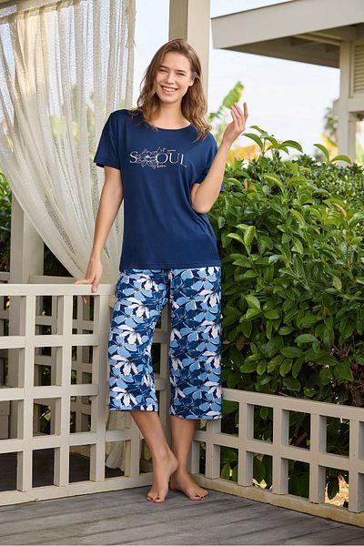 Aydoğan Lodos Store Set de pijamale din viscoză pentru femei Capri Bermuda cu mâneci scurte cu imprimeu floral