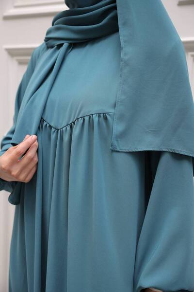 Nueny prive Cross Robal Dress with Shales