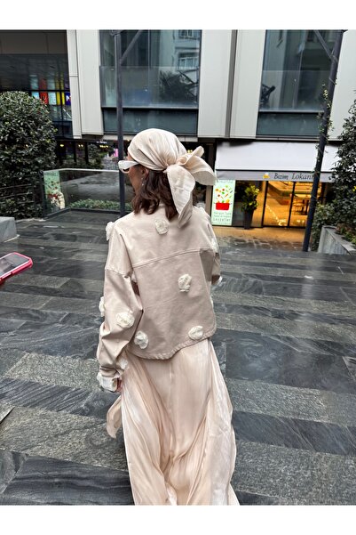 Pastelist. üç boyutlu çiçekli gabardin çift renk oversize gömlek