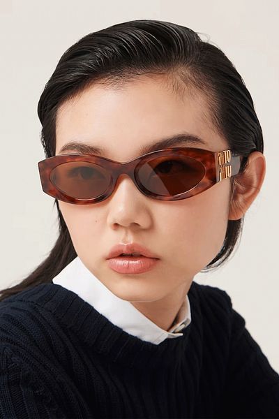 Miu Miu 0mu 11ws 4bw2z1 54 رقم الموديل