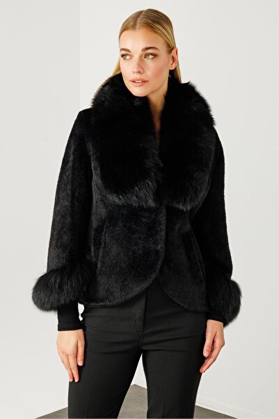 Moda İlgi Yakası ve Kol Manşeti Kürklü  Kaban 5179-24k
