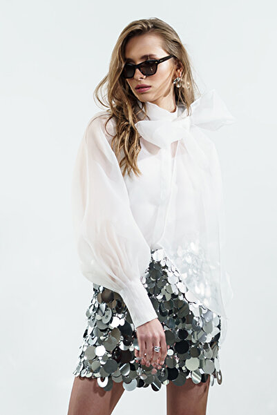 Zeynep Kaya Organze beyaz gömlek